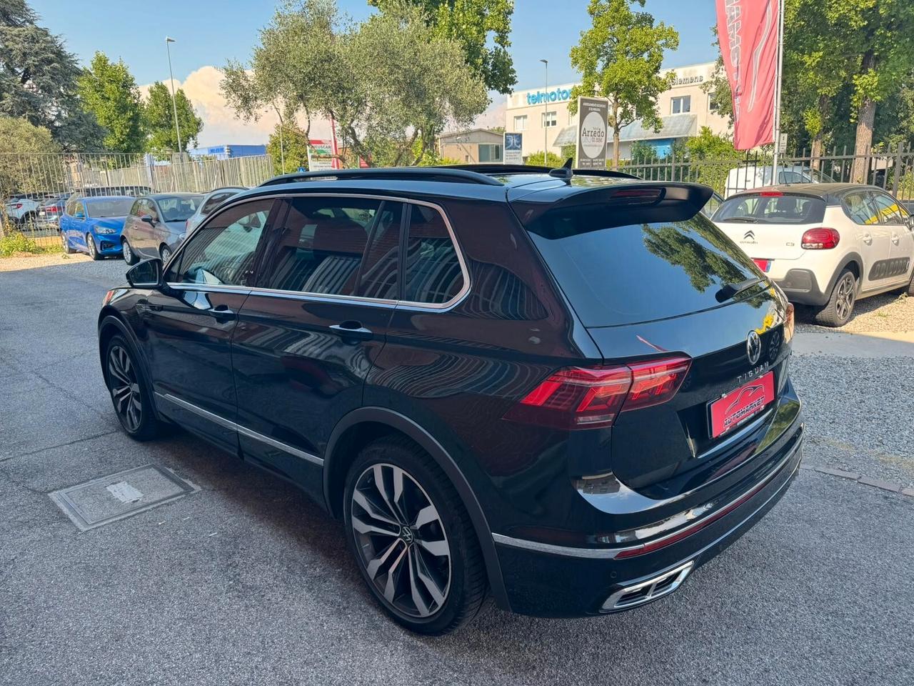 Volkswagen Tiguan 2.0 TDI 200 CV SCR DSG 4MOTION R-Line