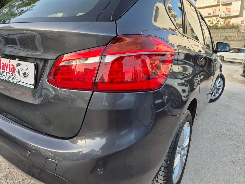 Bmw Active Tourer 218d Advantage Automatic