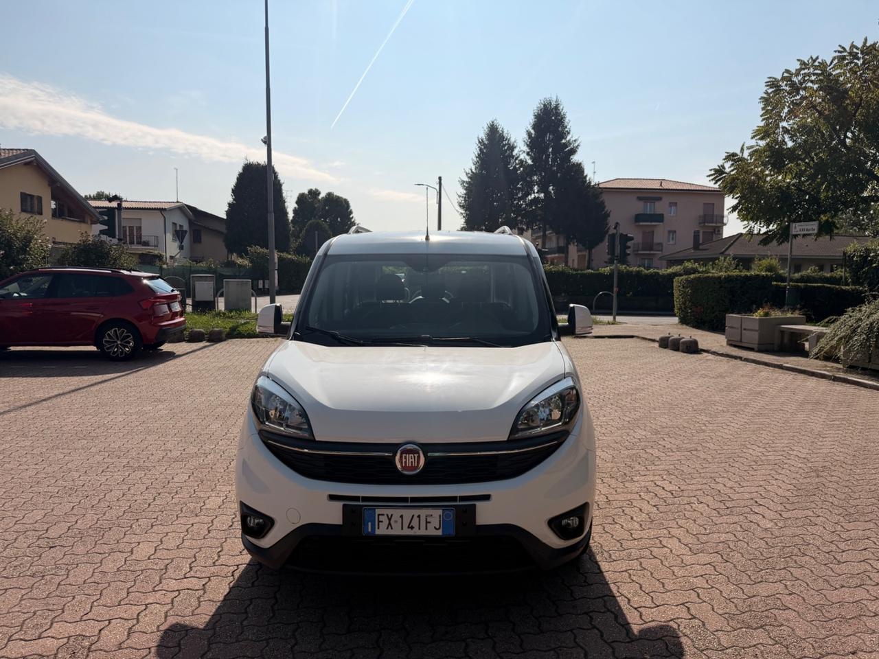Fiat Doblo autovettura 5 p