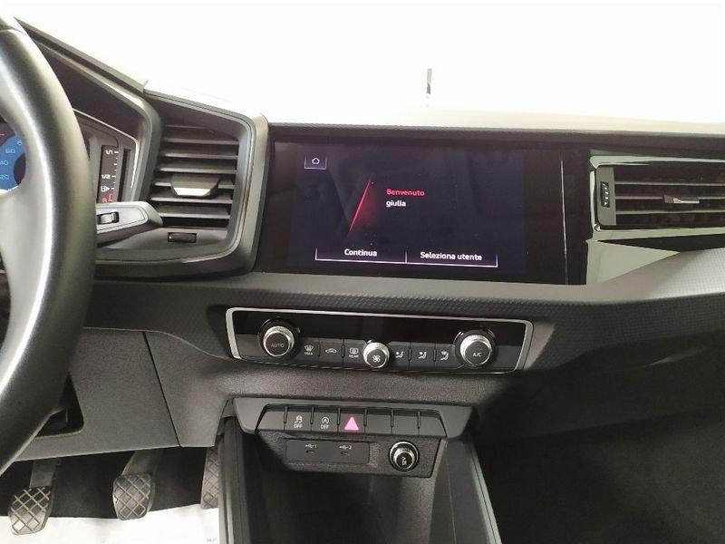 Audi A1 Sportback 25 1.0 tfsi Admired my20