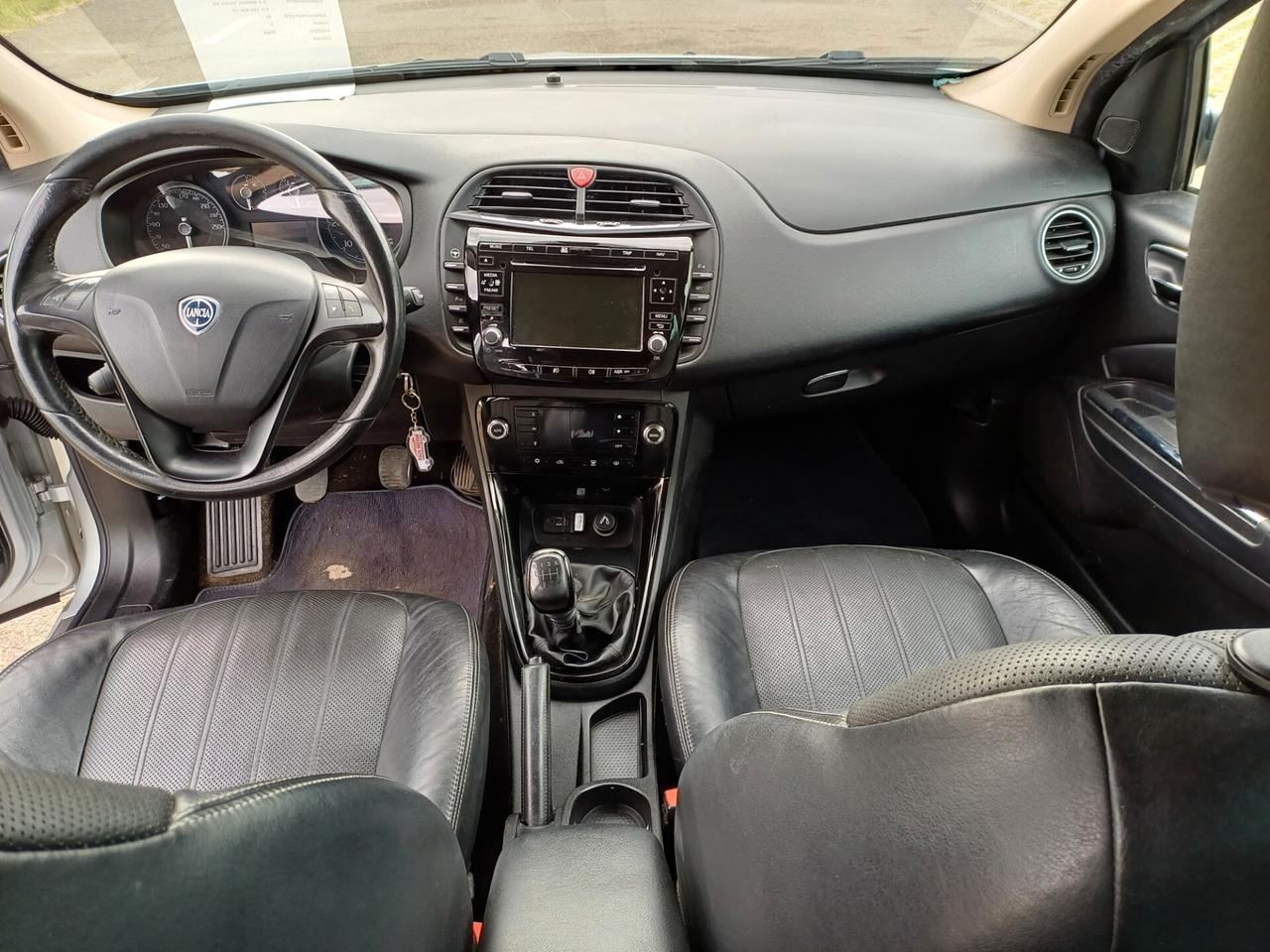 Lancia Delta 1.6 MJT DPF Gold