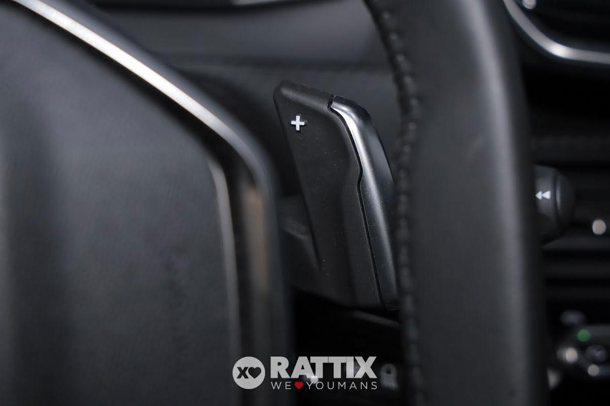 Peugeot 208 1.2 hybrid Allure e-dcs 6