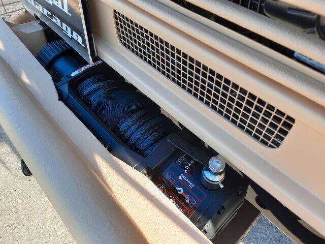 Iveco VM 90 2.8TDI 4X4 HARD TOP 9POSTI + CARRELLO