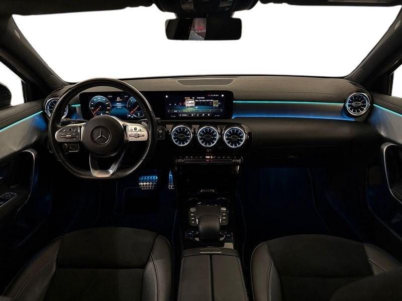 Mercedes-Benz Classe A A 180 d Premium Night edition auto