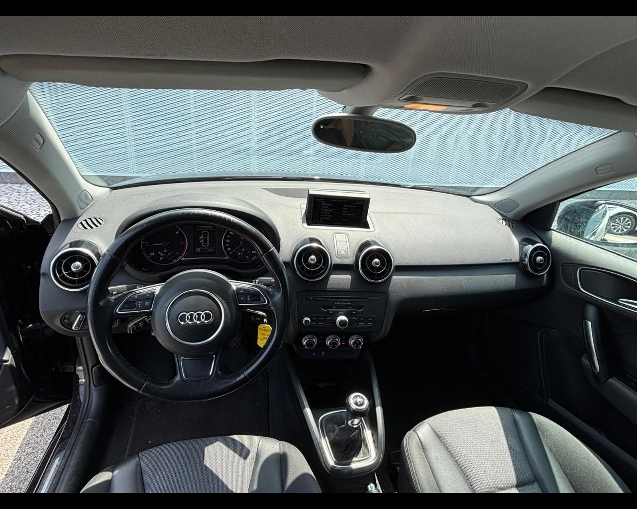 AUDI A1 SPORTBACK 1.6 TDI AMBITION