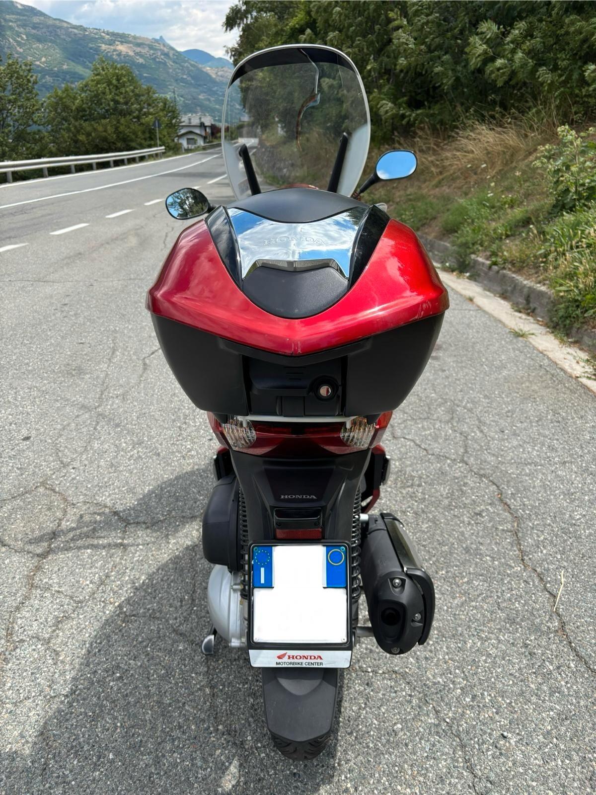 Honda SH 300 i - ABS - KEYLESS