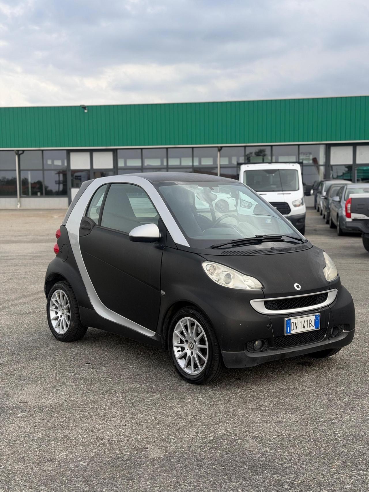 Smart ForTwo 1000 52 kW coupé limited two