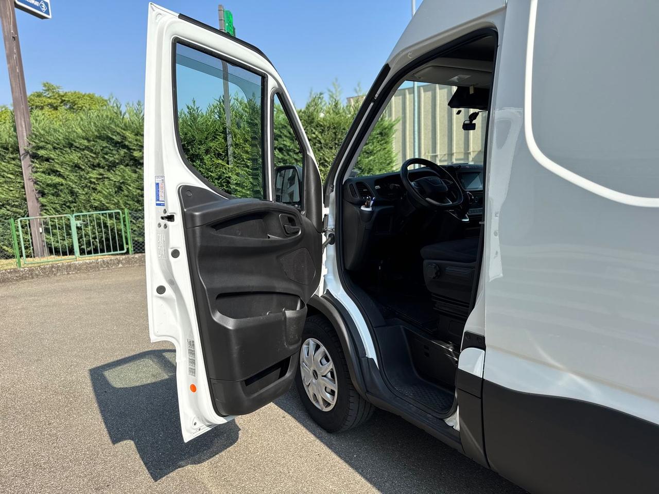 Iveco Daily 35S #6611