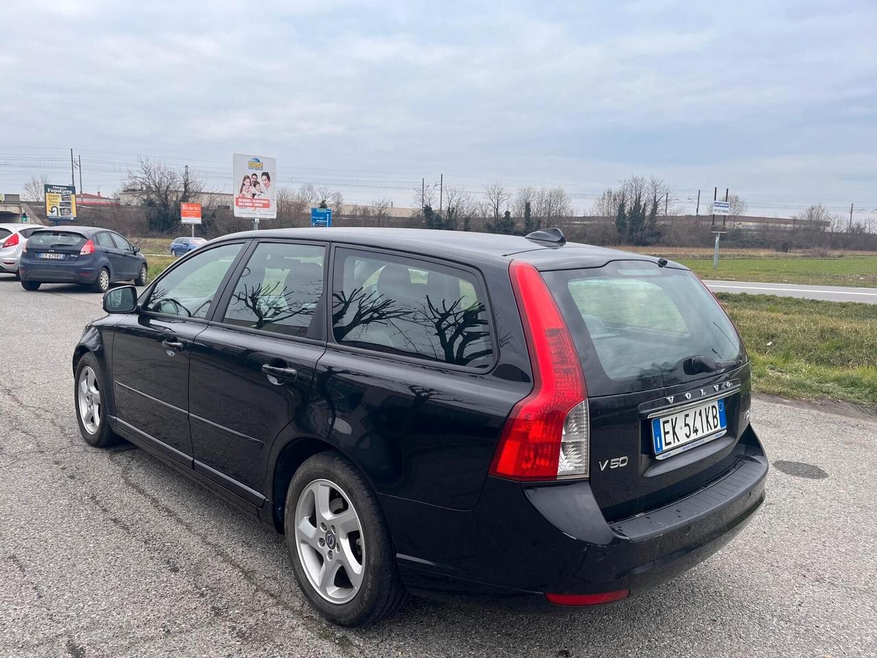 Volvo V50 D2 POLAR