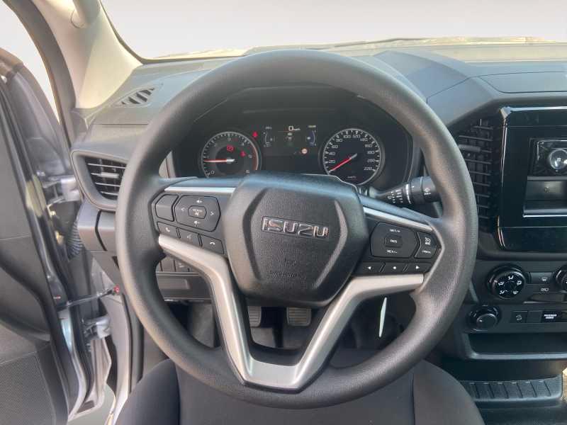 ISUZU D-Max 1.9 td space N60BB 4x4