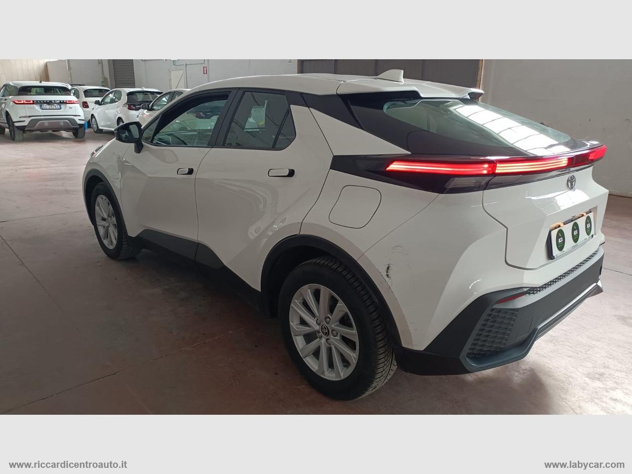 TOYOTA C-HR 1.8 HV Active Eco