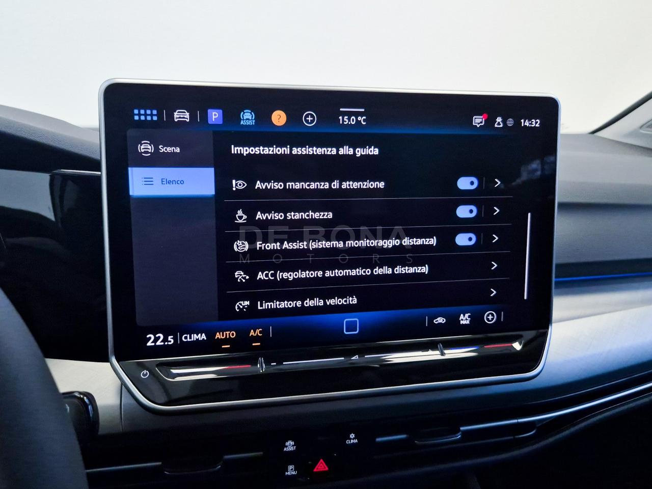 Volkswagen Golf variant 2.0 tdi life 150cv dsg