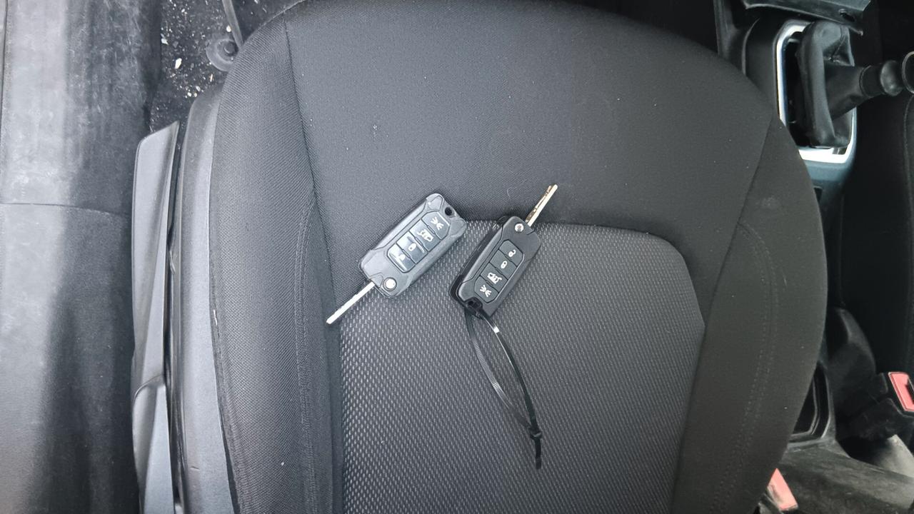 Jeep Renegade 4X4 INCIDENTATA SINISTRATA MONDIALCARS