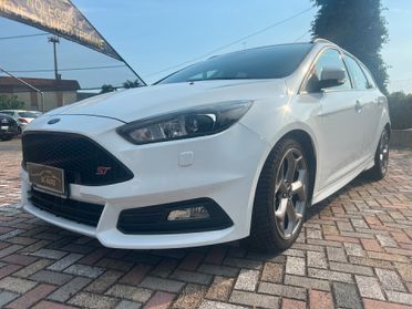 Ford Focus 2.0 TDCi 185 CV Powershift SW ST3