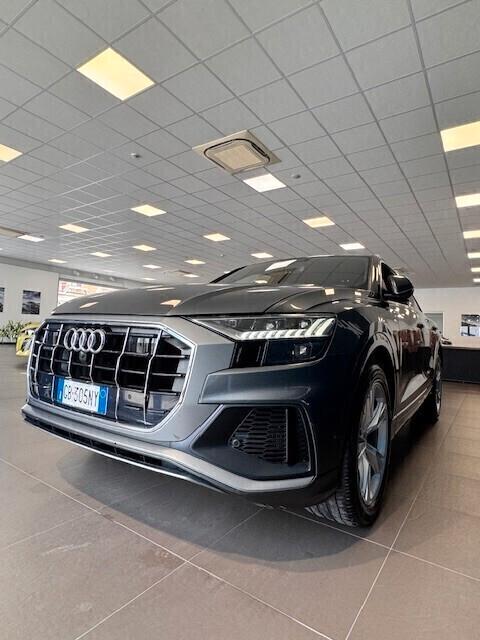 Audi Q8 50 TDI 286 CV MHEV S LINE 2020