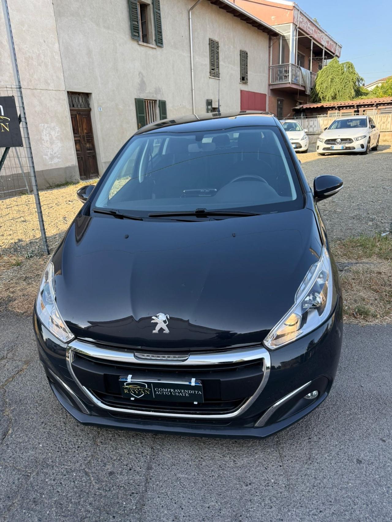 Peugeot 208 1.0 BENZINA NEOPATENTATI 76 MILA KM