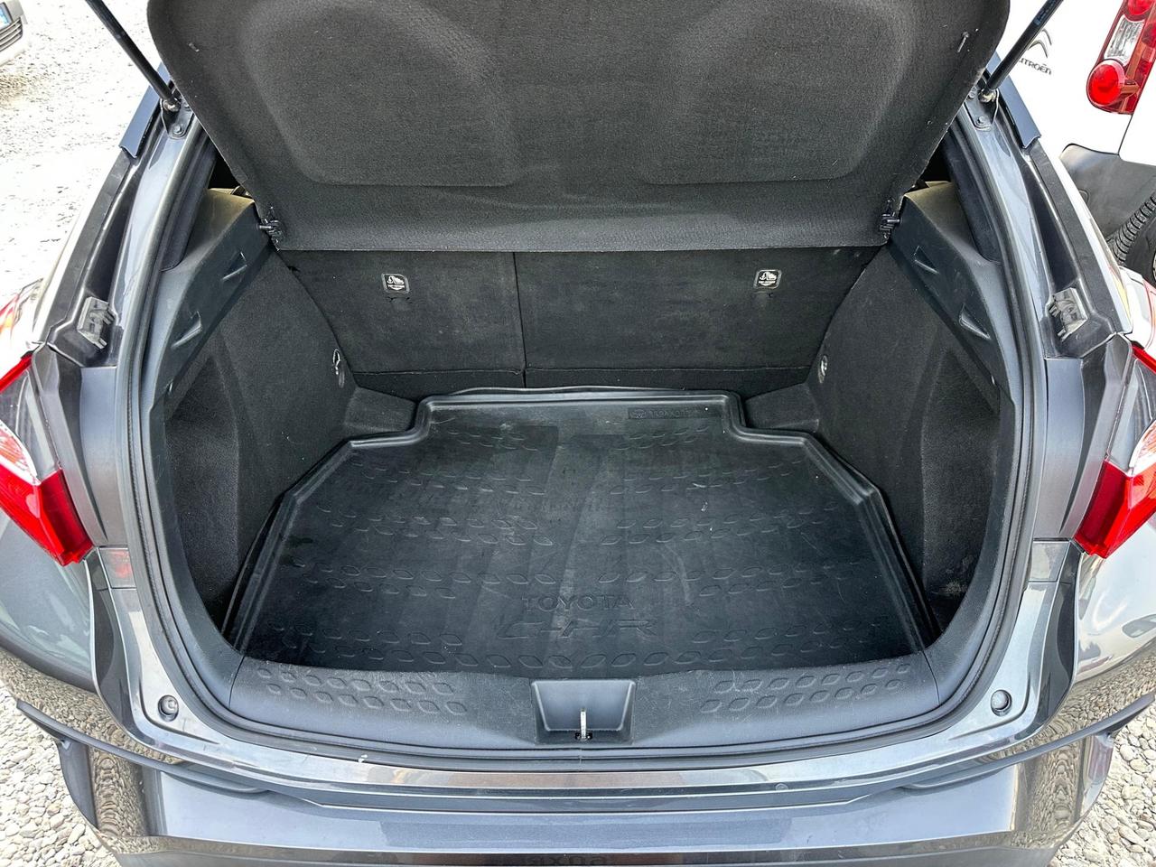 Toyota C-HR 1.8 Hybrid E-CVT Lime Beat Special Edition