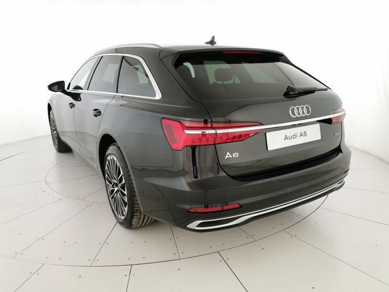 Audi A6 Avant 40 2.0 tdi mhev 12V Business Advanced quattro s-tronic