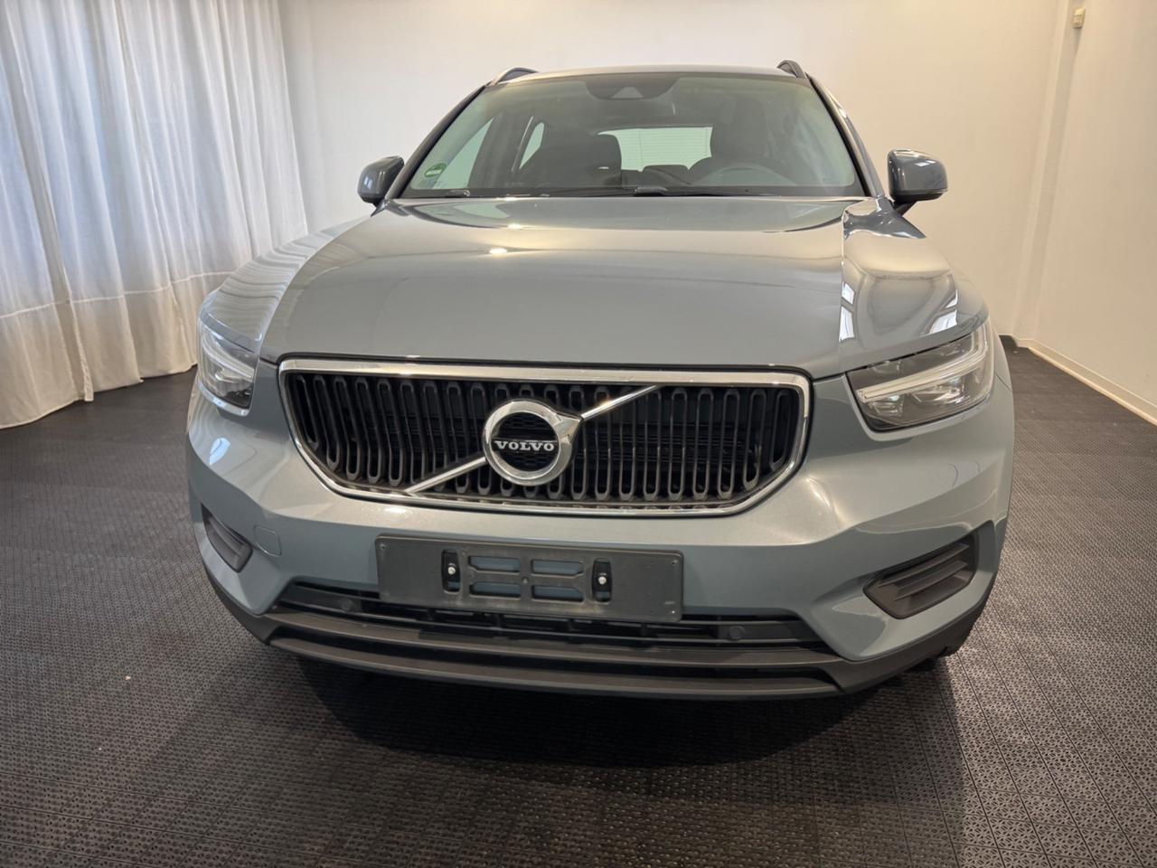 Volvo XC40 D3 Momentum Core