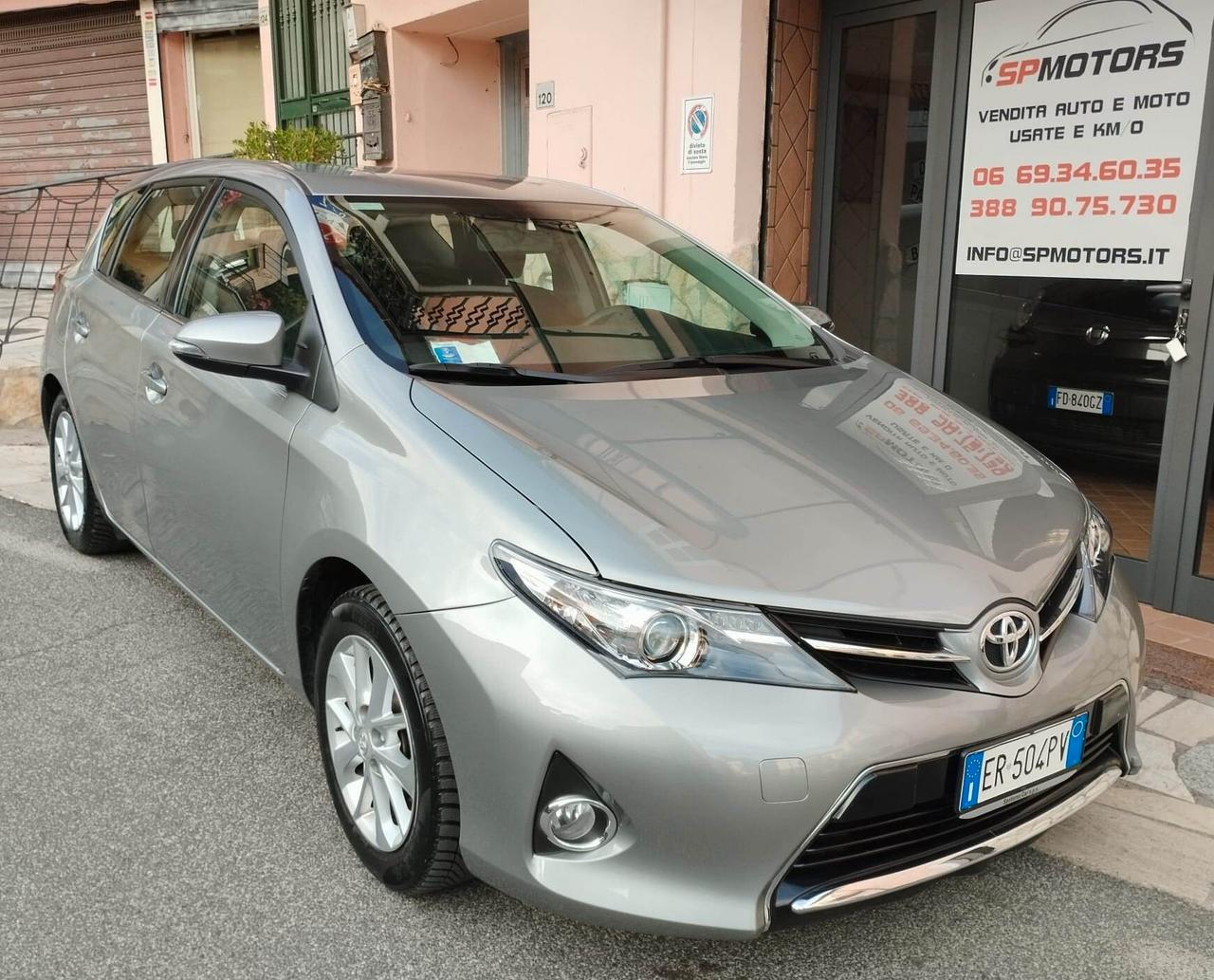 Toyota Auris 1.4 D-4D Active