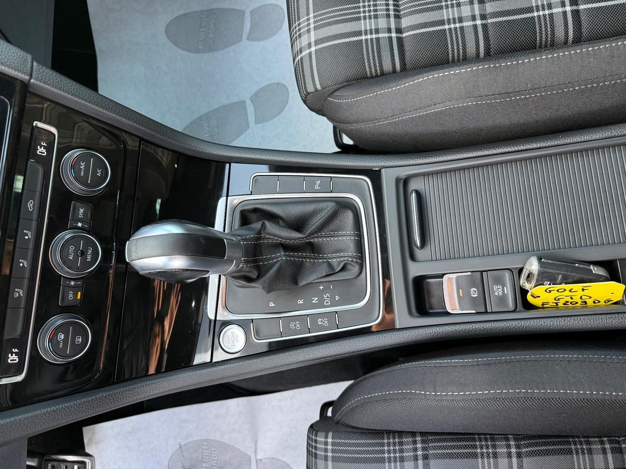 Volkswagen Golf GTD 2.0 TDI DSG 5p. VIRTUAL.NAVIGATORE