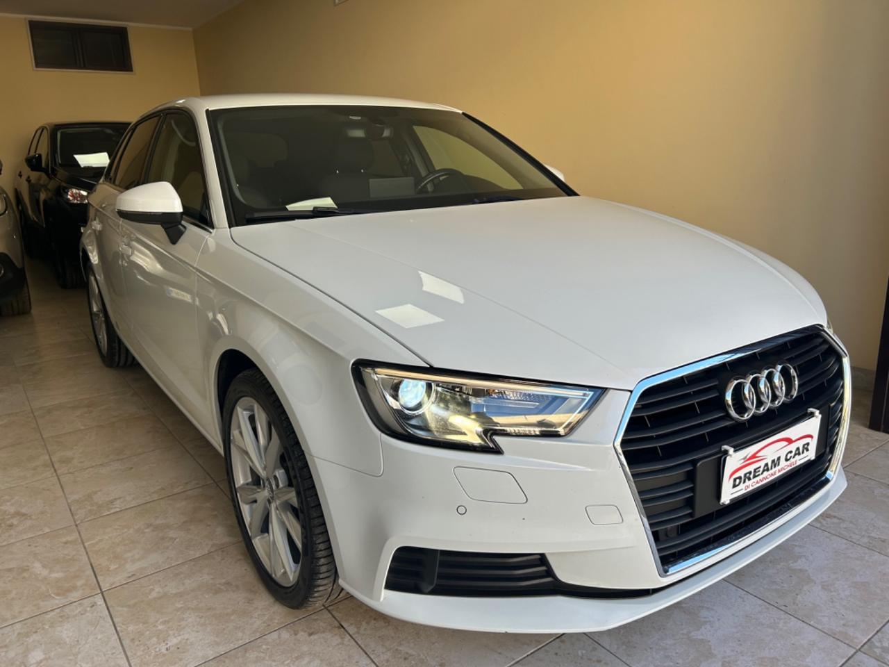 Audi A3 SPB 30 TDI S tronic Sport BIXENO NAVI LED