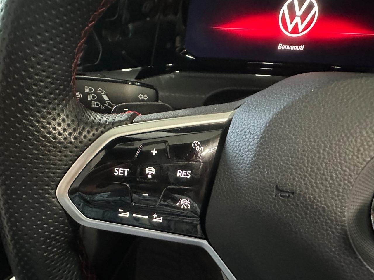 Volkswagen Golf GTI 2.0 TSI