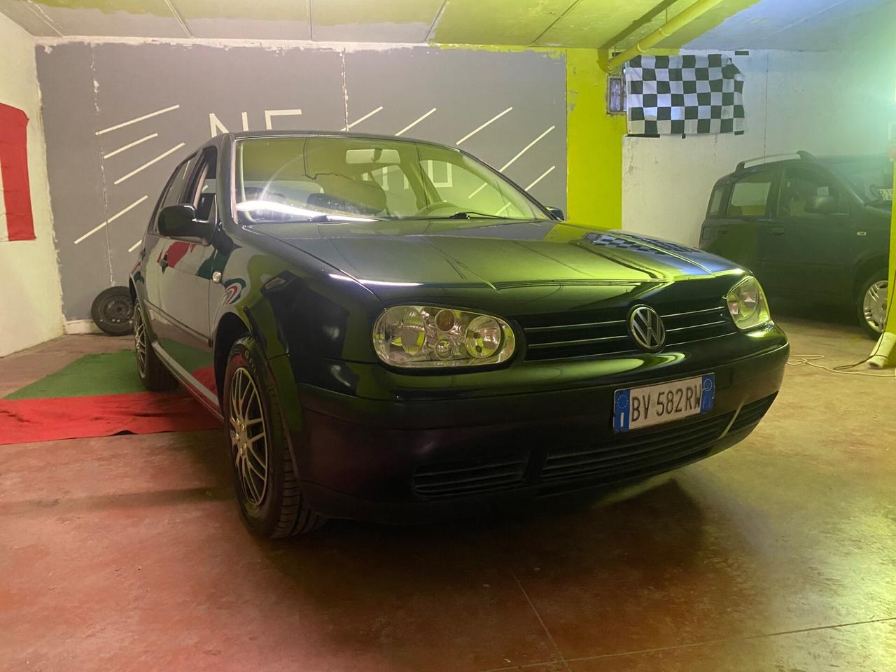 Volkswagen Golf 1.9 TDI/110 CV cat 5p. Comfortline