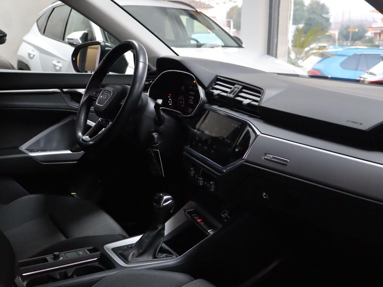 Audi Q3 Business Advanced 2.0 35 TDI #9495