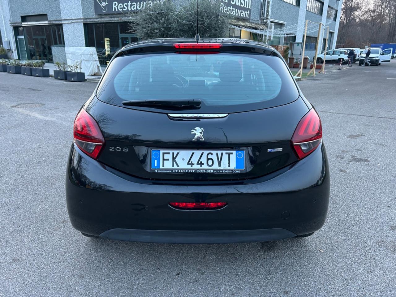 Peugeot 208 PureTech 82 5 porte Allure* Neo patentati *