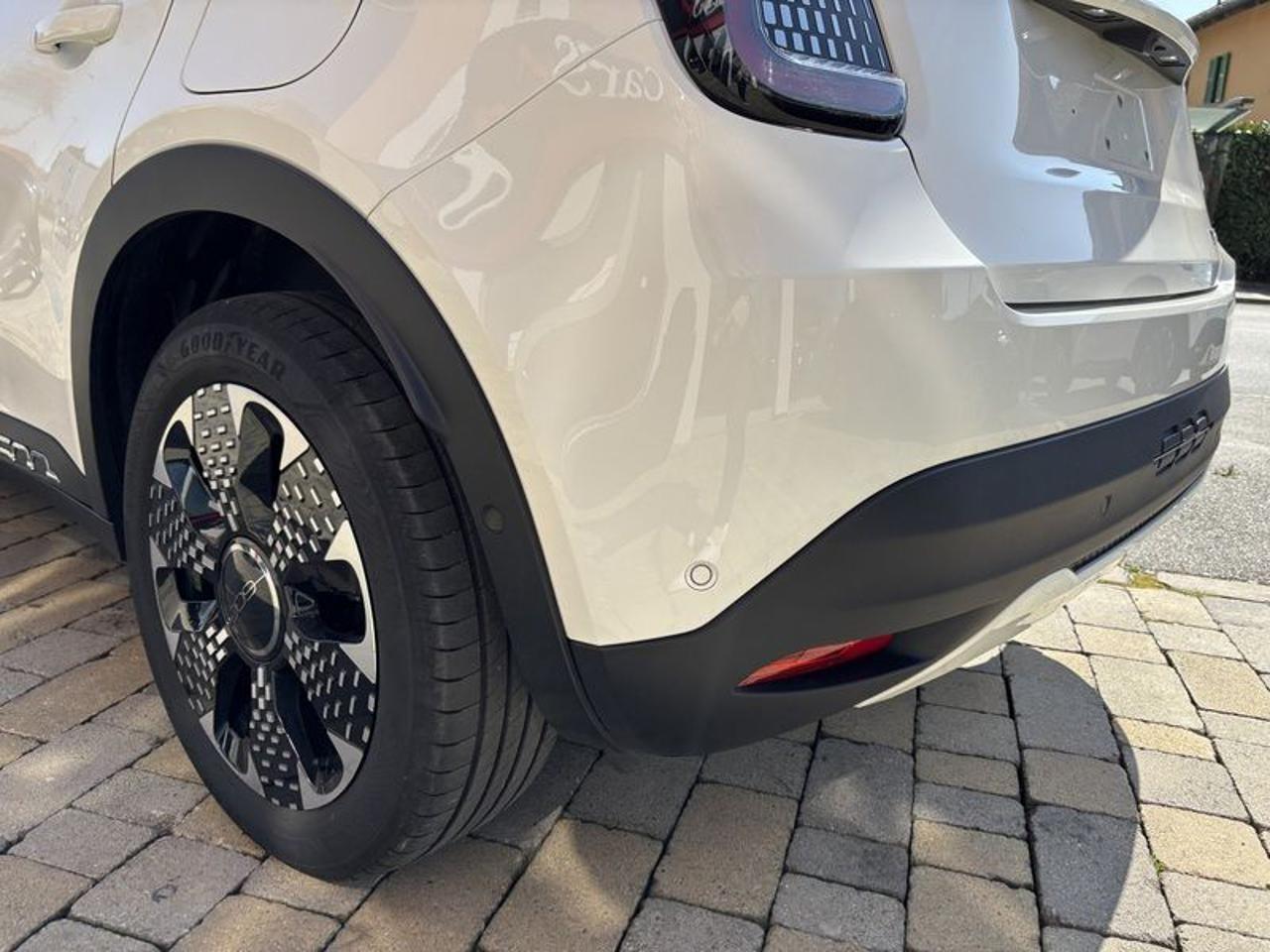 Fiat 600 Hybrid 110 CV DCT MHEV La Prima LED-CAM-18"