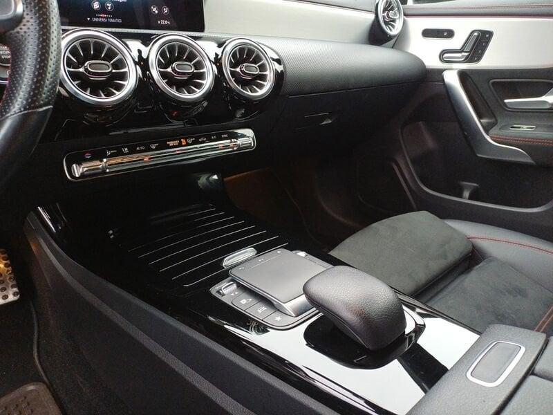 Mercedes-Benz CLA Coupé CLA 180 d Automatic Premium NIGHT-PACK