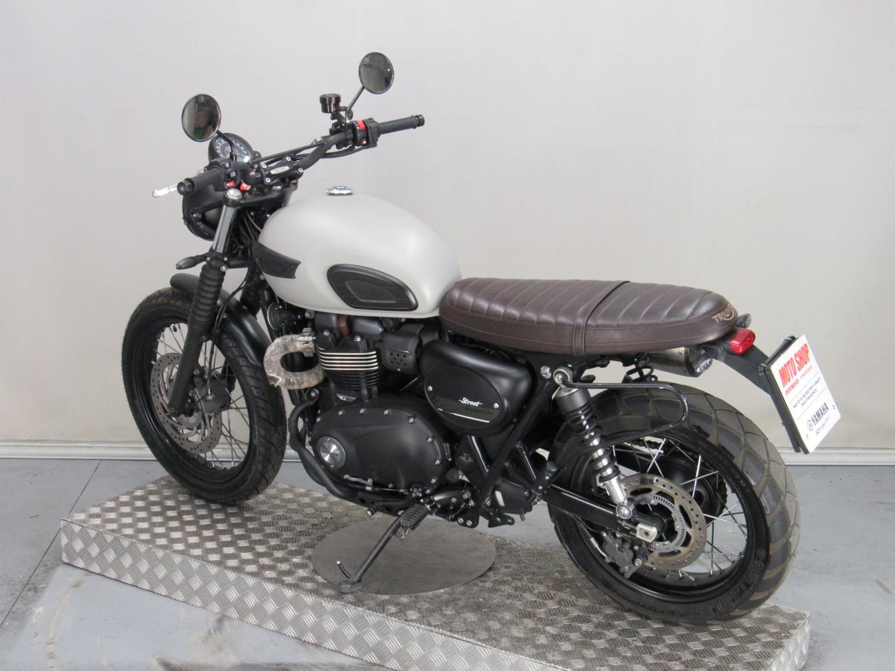 Triumph Street Scrambler ABS VANCE & HINES