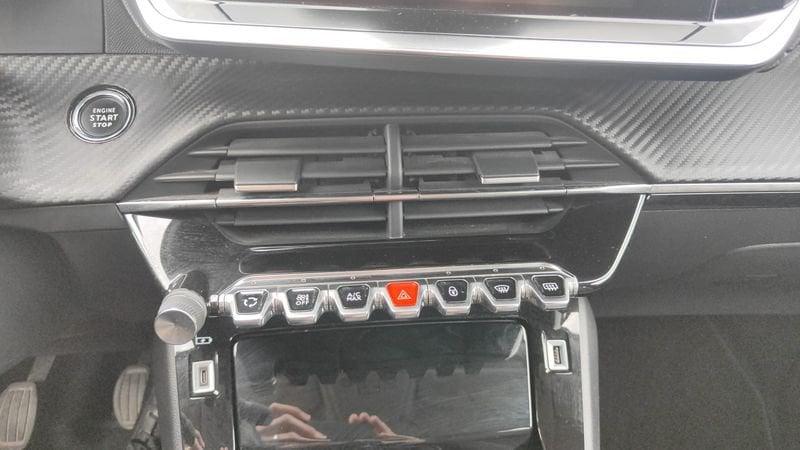 Peugeot 2008 PureTech 130 S&S Allure Pack