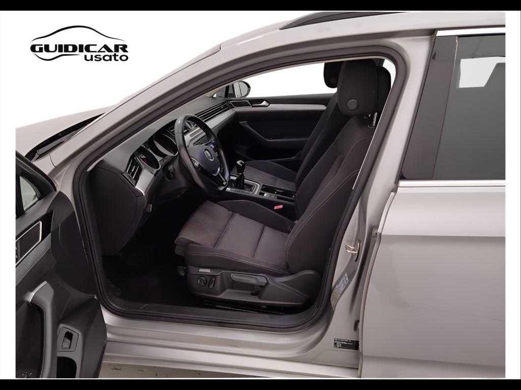 VOLKSWAGEN Passat VIII 2015 Variant - Passat Variant 2.0 tdi Business (
