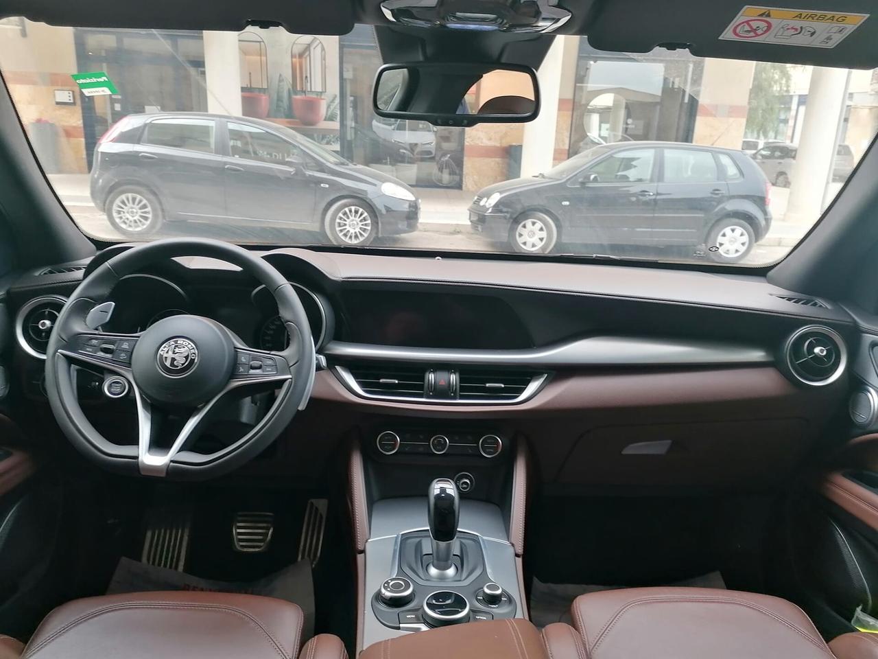 Alfa Romeo Stelvio 2.2 Turbodiesel 210 CV AT8 Q4 Executive TETTO NAVY PELLE H/K 20'