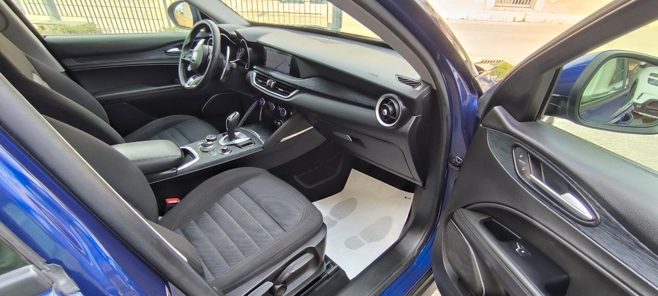 Alfa Romeo Stelvio 2.2 Turbodiesel 190 CV AT8 Q4 Sprint