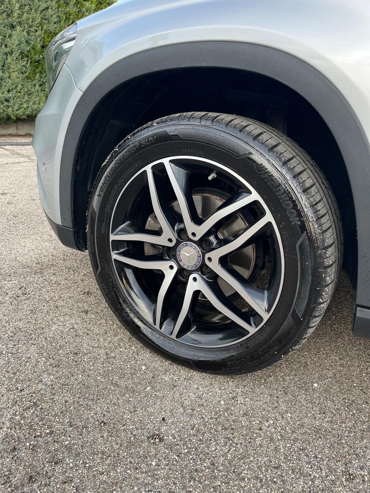 Mercedes-benz GLA 200 d Automatic Enduro Night edition