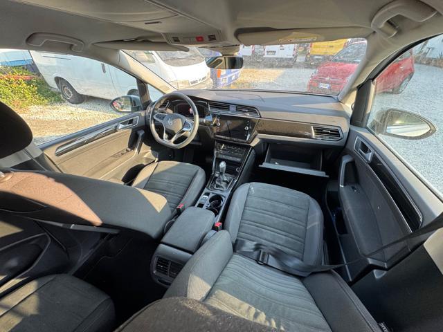 VOLKSWAGEN Touran 1.5 TSI ACT DSG EVO Executive BlueMotion INC.