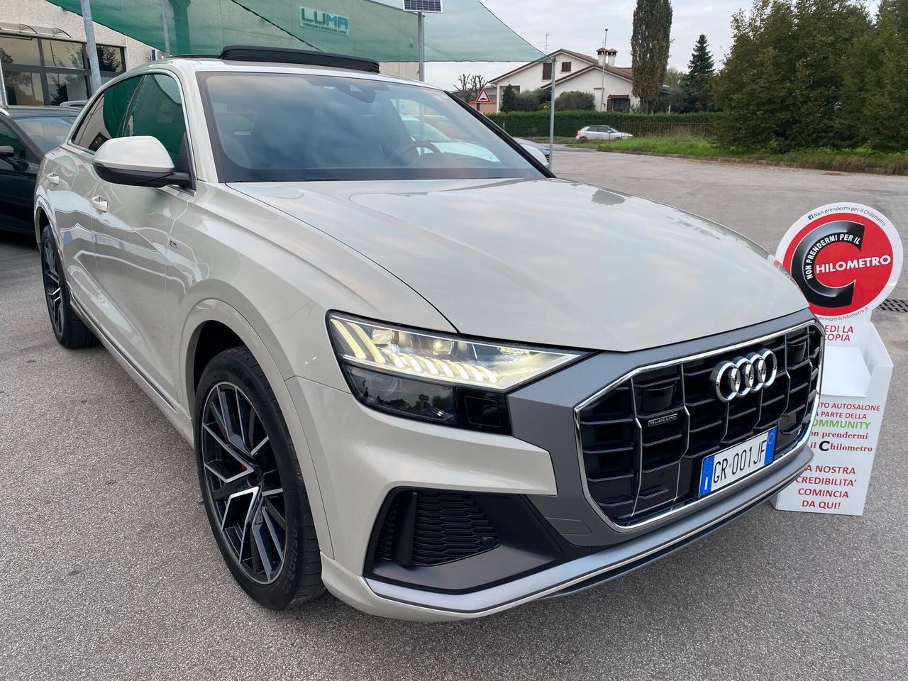 Audi Q8 50 3.0 286 CV quattro Tetto S line edition Full