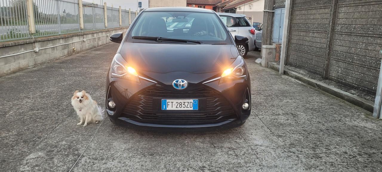 Toyota Yaris 1.5 Hybrid 5 porte Cool