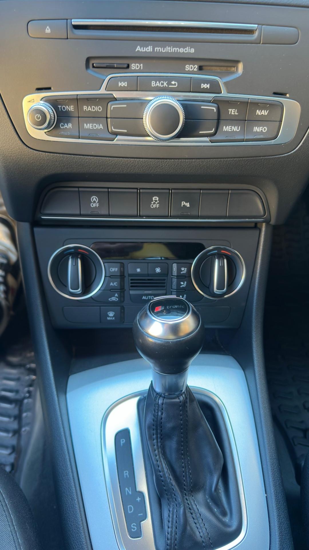 Audi Q3 2.0 TDI 120 CV Sport