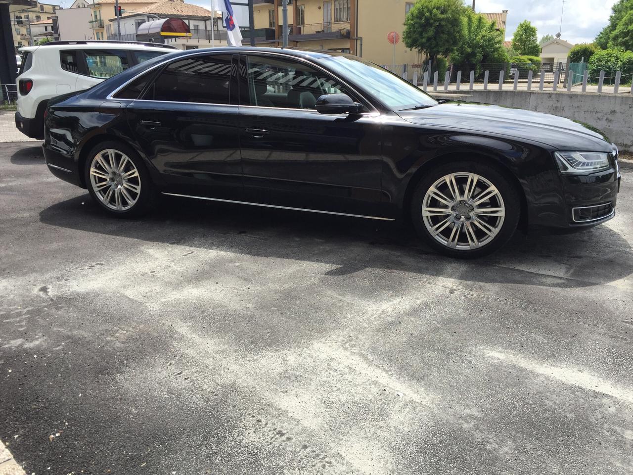 Audi A8 3.0 TDI 262 CV ULTRA quattro tiptronic