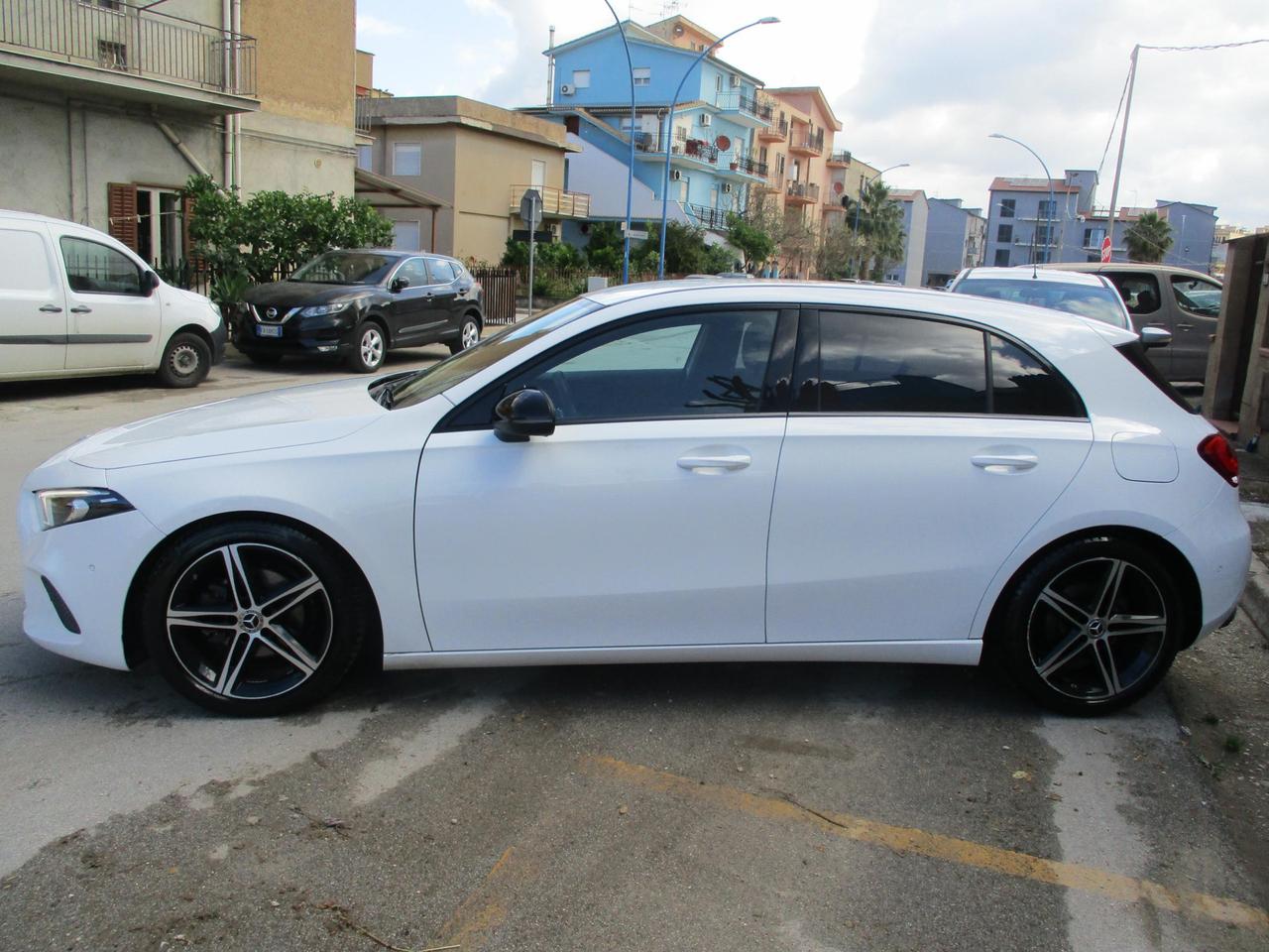 MERCEDES CLASSE A 180D 115cv Sport auto