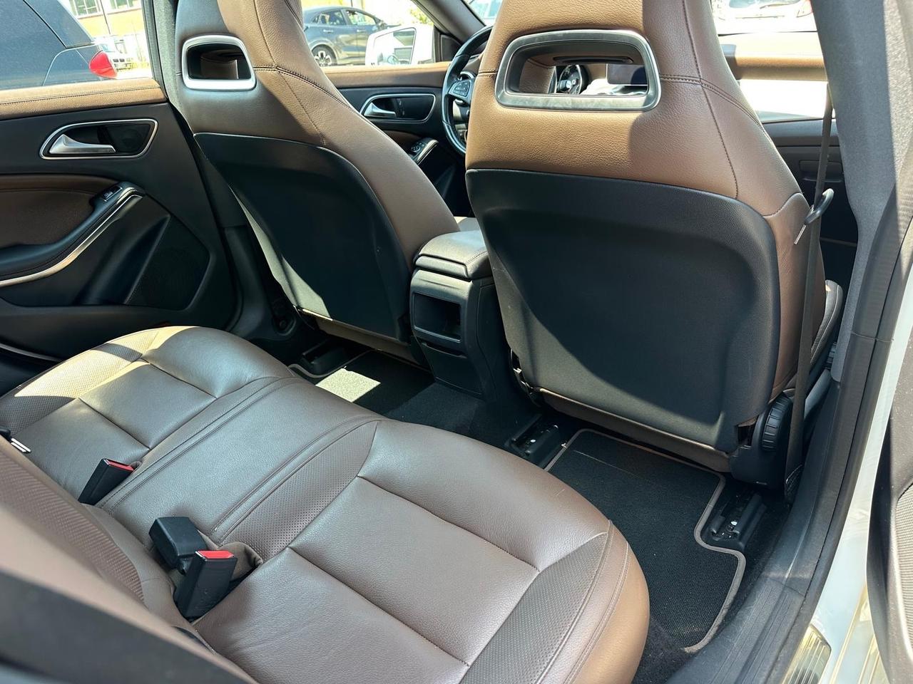 Mercedes-benz CLA 200 d Automatic Premium AMG