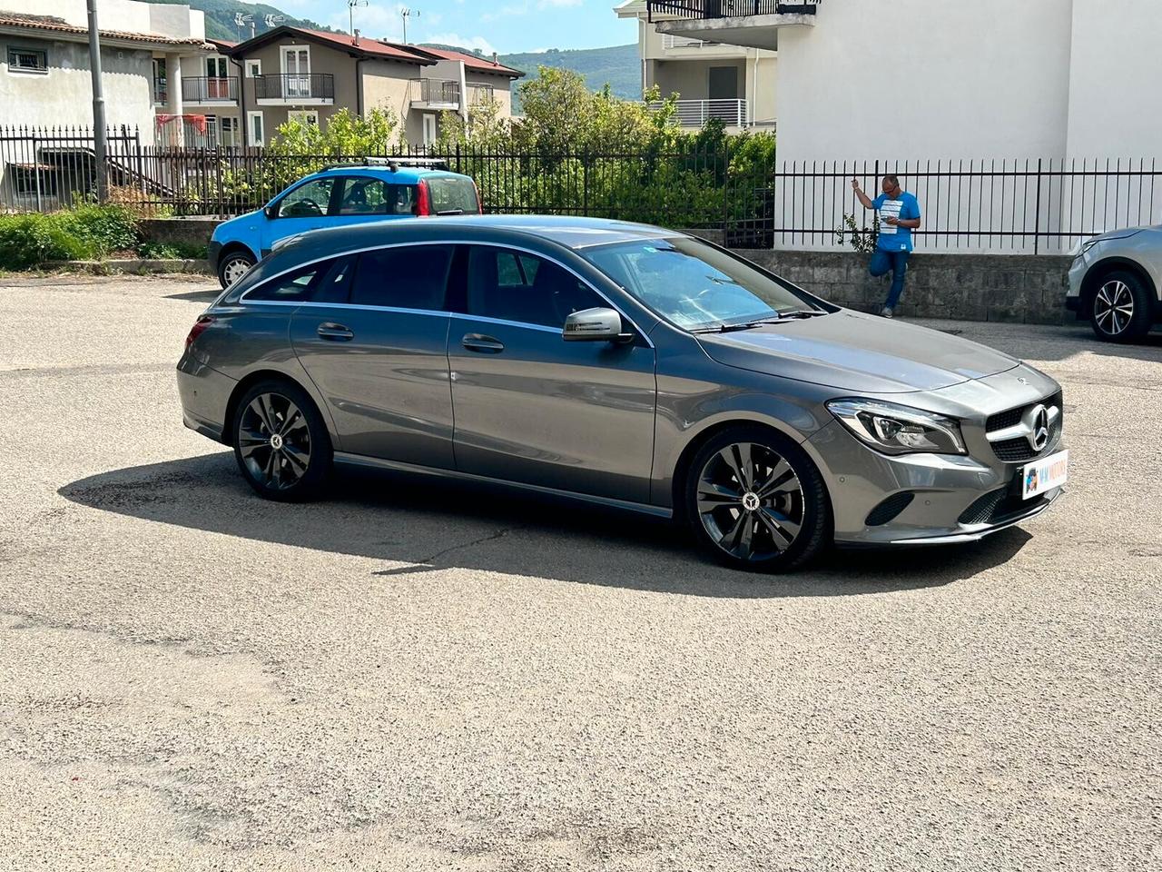 MERCEDES-BENZ CLA 200 d S.W. 4Matic Automatic Sport - 07/2019 - 75000 Km - 19500 €