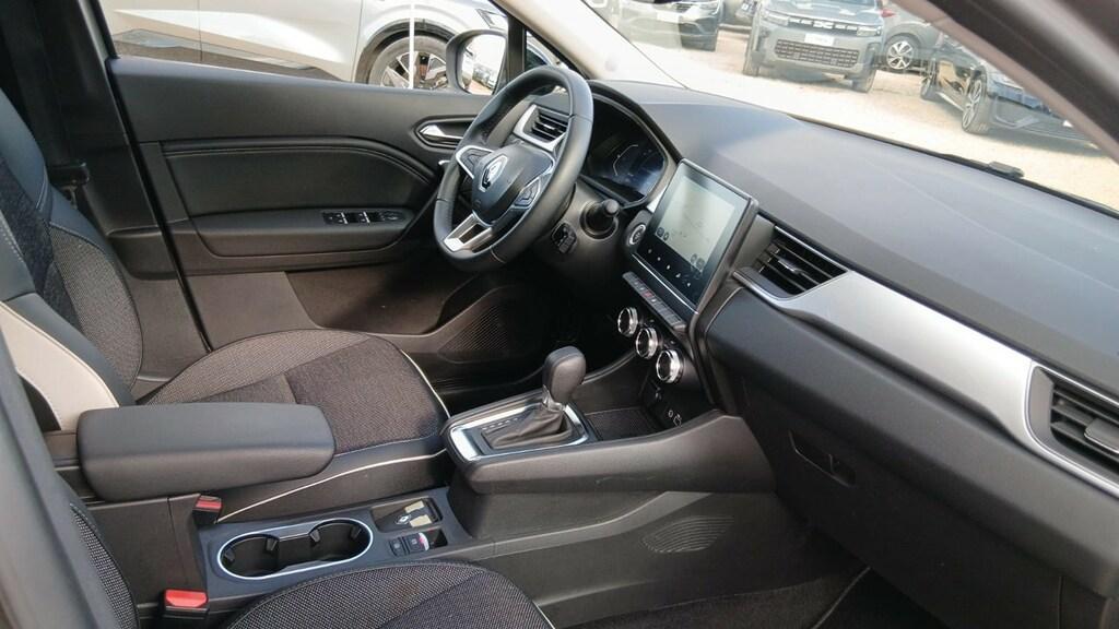 Renault Captur 1.6 Hybrid Techno E-Tech Auto