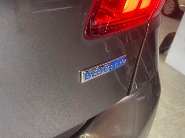 Peugeot 308 BlueHDi 120 S&S EAT6 Allure
