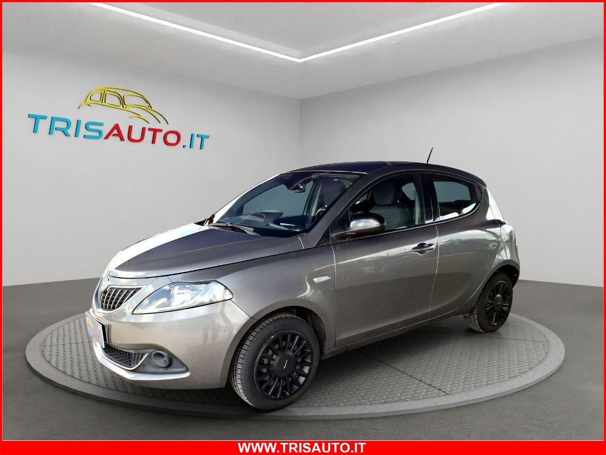 LANCIA Ypsilon 1.0 Hybrid Silver NEOPATENTATI