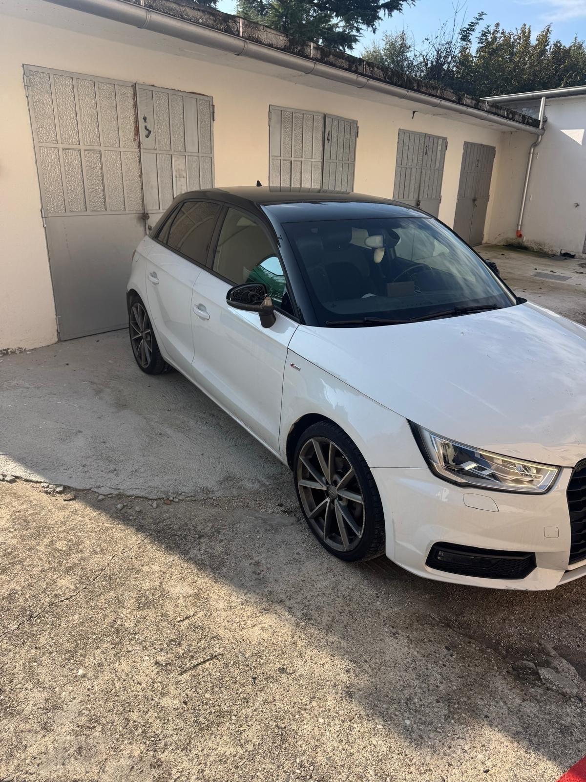 Audi A1 S-line 1.6 TDI